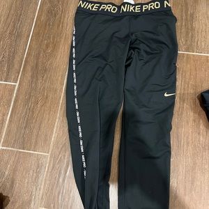 Nike pro leggings